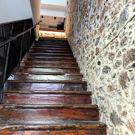 Issa Lesvos Hostel Mytilíni Kültér fotó